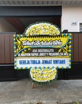 Papan Bunga Duka di Silou Kahean